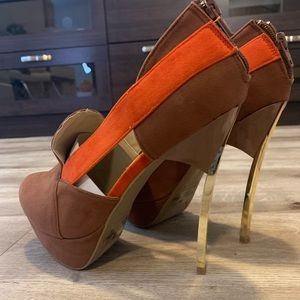 Women’s heels Size 8